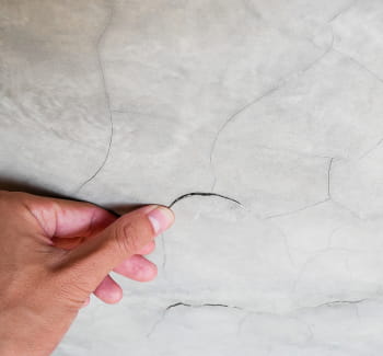 室内チェック（破損・忘れ物確認）